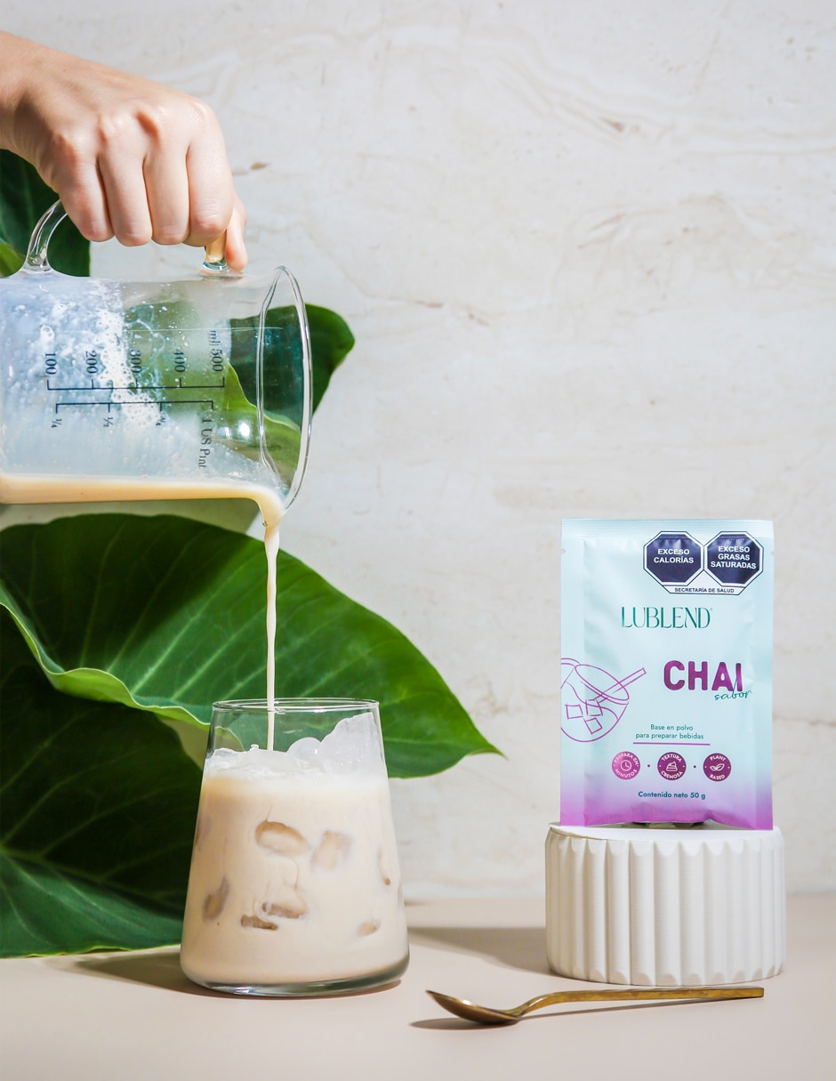 Bebida en polvo caja con 10 sobres de individuales Sabor Chai cada uno rinde hasta 24 bebidas 50 gr 3