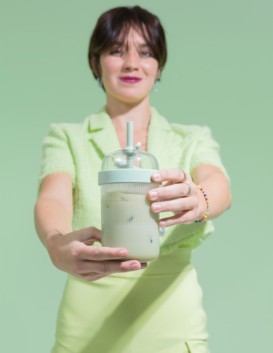 Bebida en polvo Caja con 10 sobres de individuales Sabor Matcha de 50 g cada uno rinde hasta 24 bebidas 3